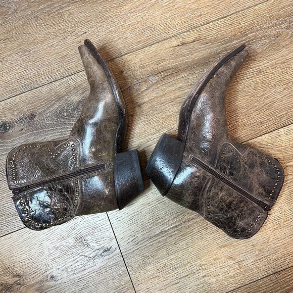 Sonora by Double H Brown Leather Studded Cowboy Booties 8 1/2M - Picture 4 of 10